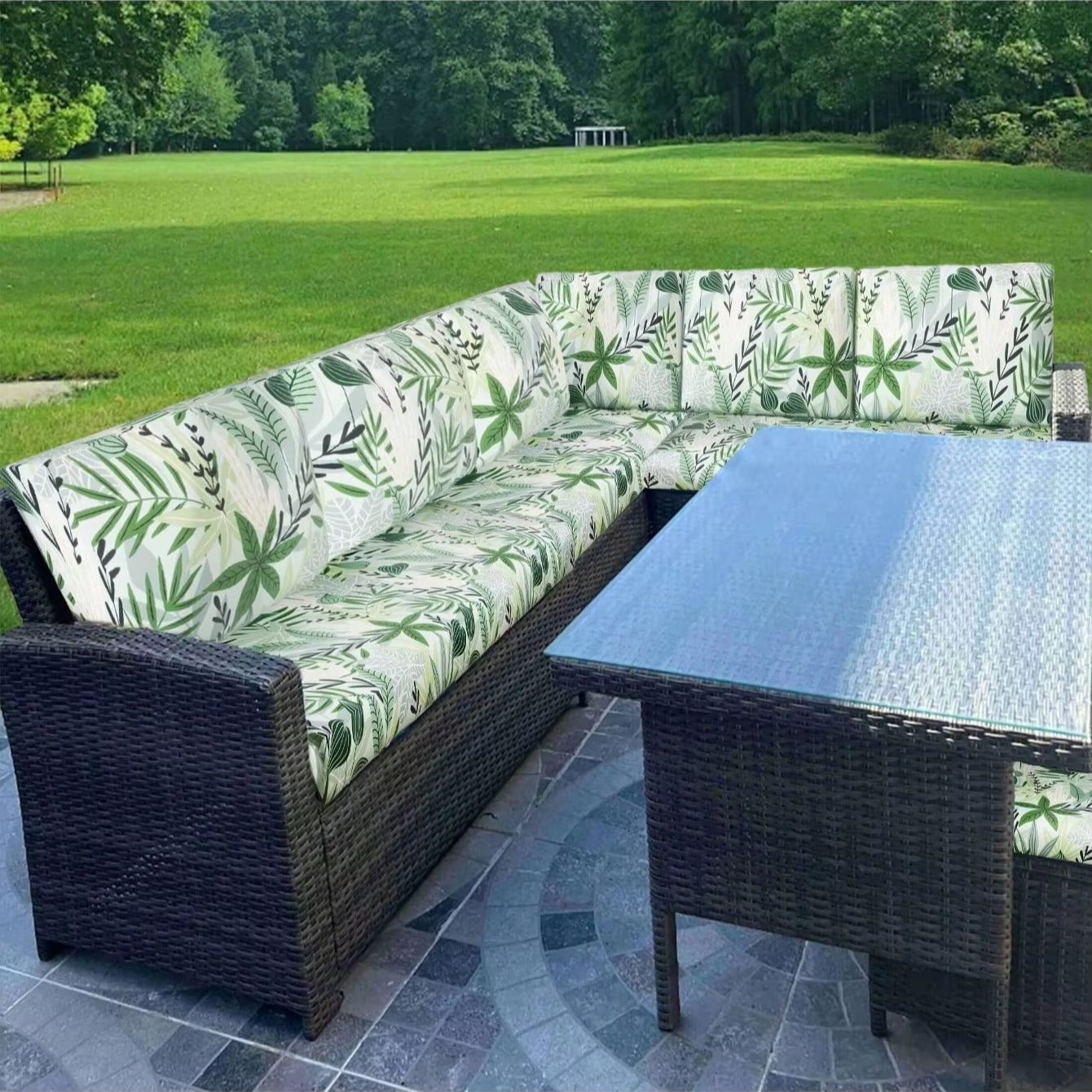 Outdoor Tropical Print Sofa Cu - огляд і ціна Outdoor Furniture No Cushions